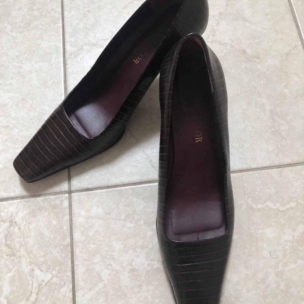 Vintage Ann Taylor Menagerie Espresso Print Pumps Size 7.5M